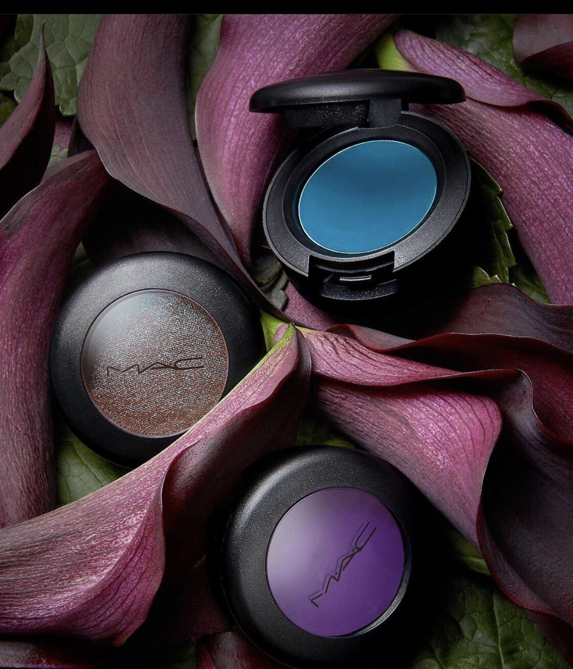 M·A·C eyeshadow trio in calla lilies